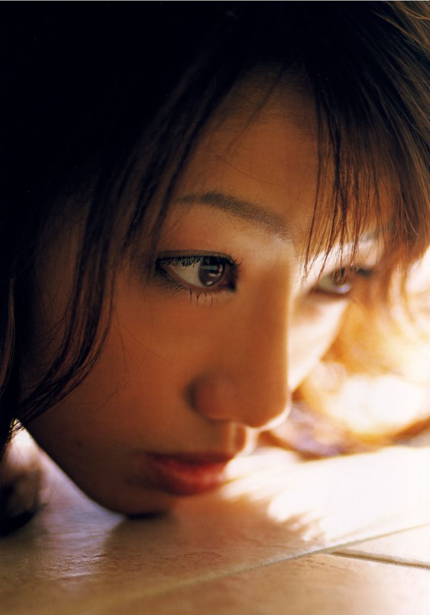 真锅薰 眞鍋かをり-《kawori》 写真集 [99P]插图7