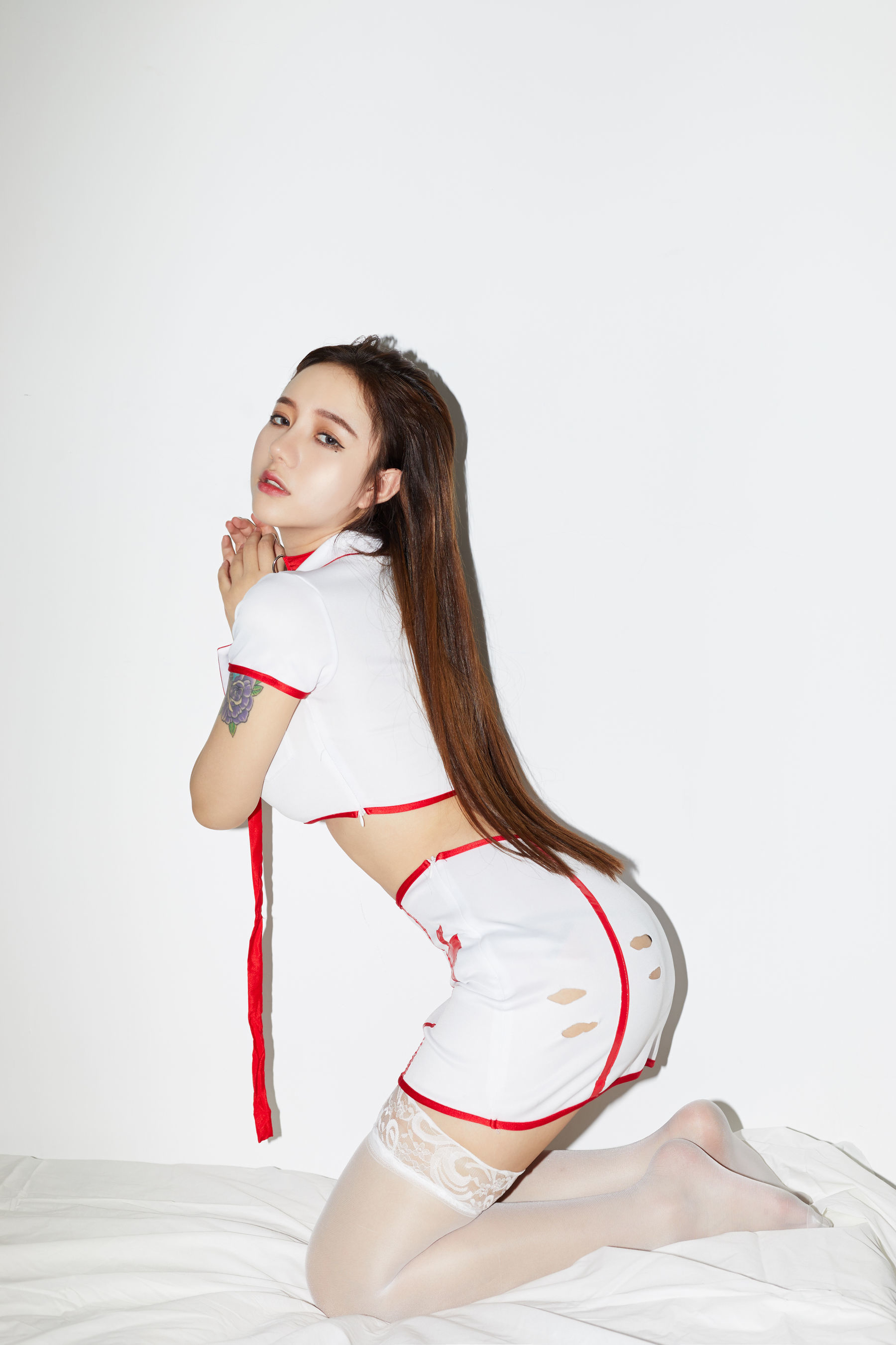 [萝莉COS] 洛丽塔大哥 – 护士小姐 [14P]插图2