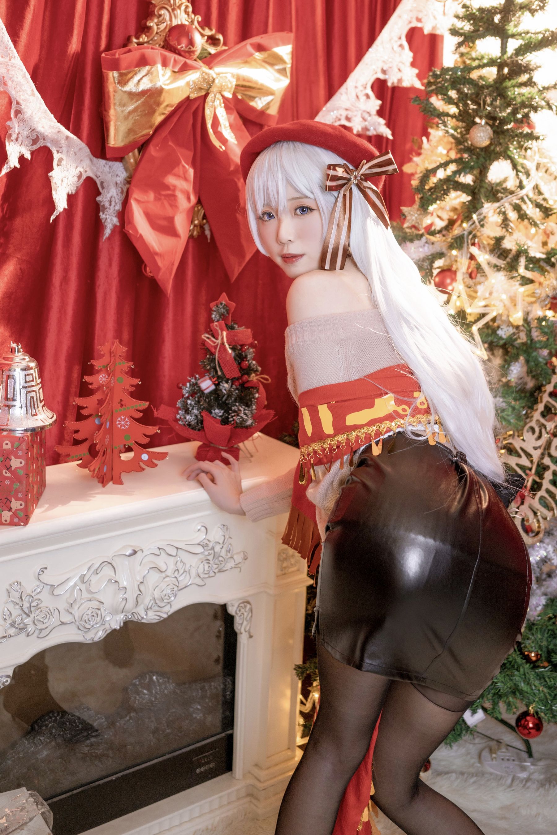 [Cosplay写真] 动漫博主炸酱沐沐 – 贝尔法斯特 女仆的购物日 [25P]插图2