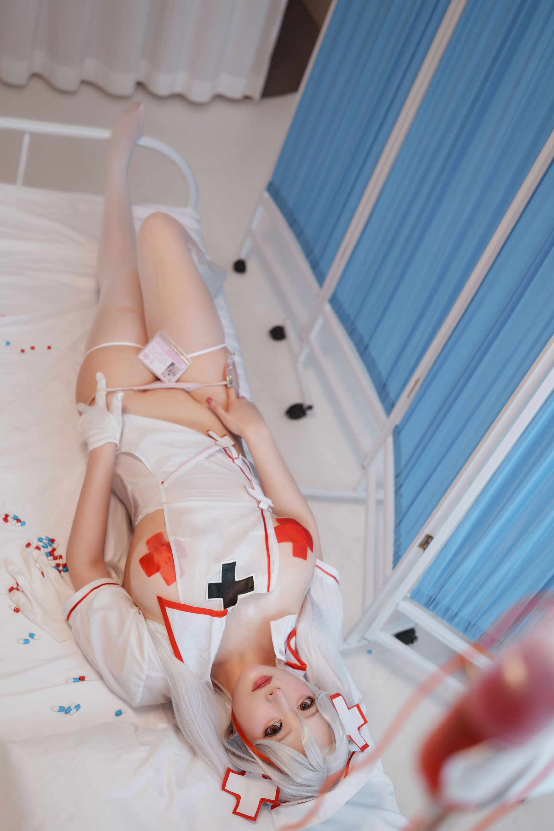 高颜值coser念念_D – 欧根护士 [25P]插图4