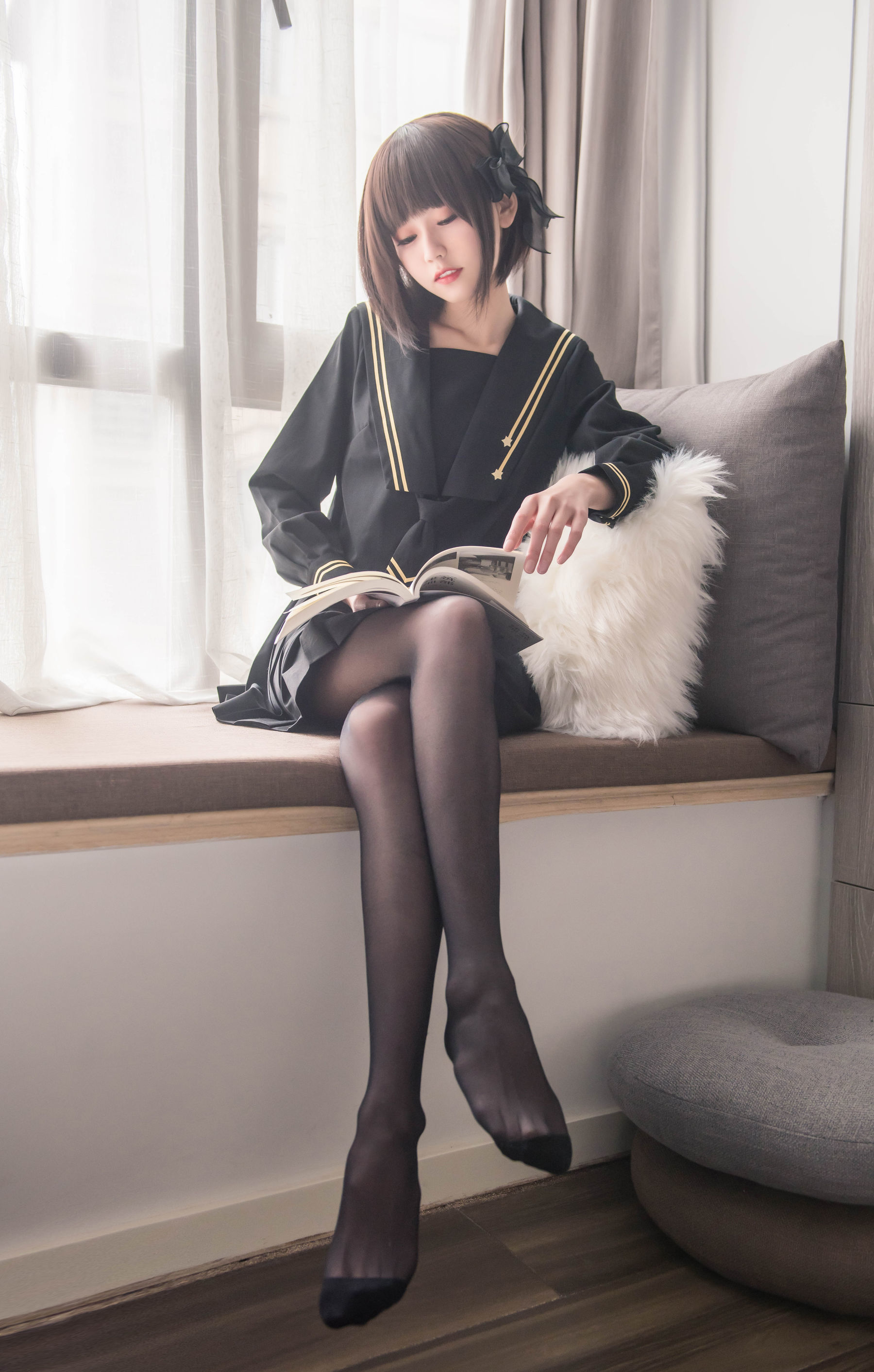 [萝莉COS] 小妖精你的负卿 – 窗台制服 [18P]插图7