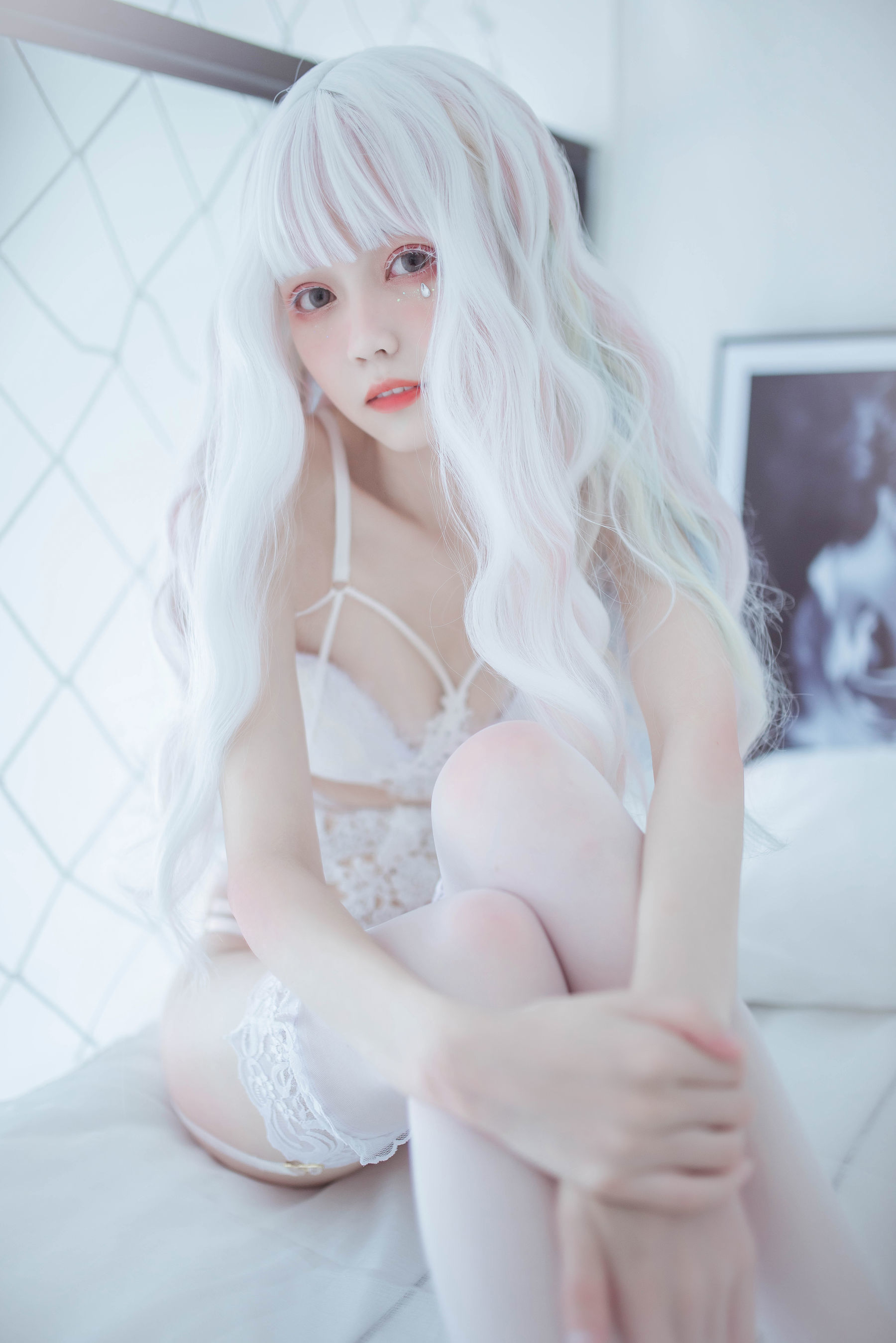 [萝莉COS] 小妖精你的负卿 – 白色蕾丝私房 [33P]插图2