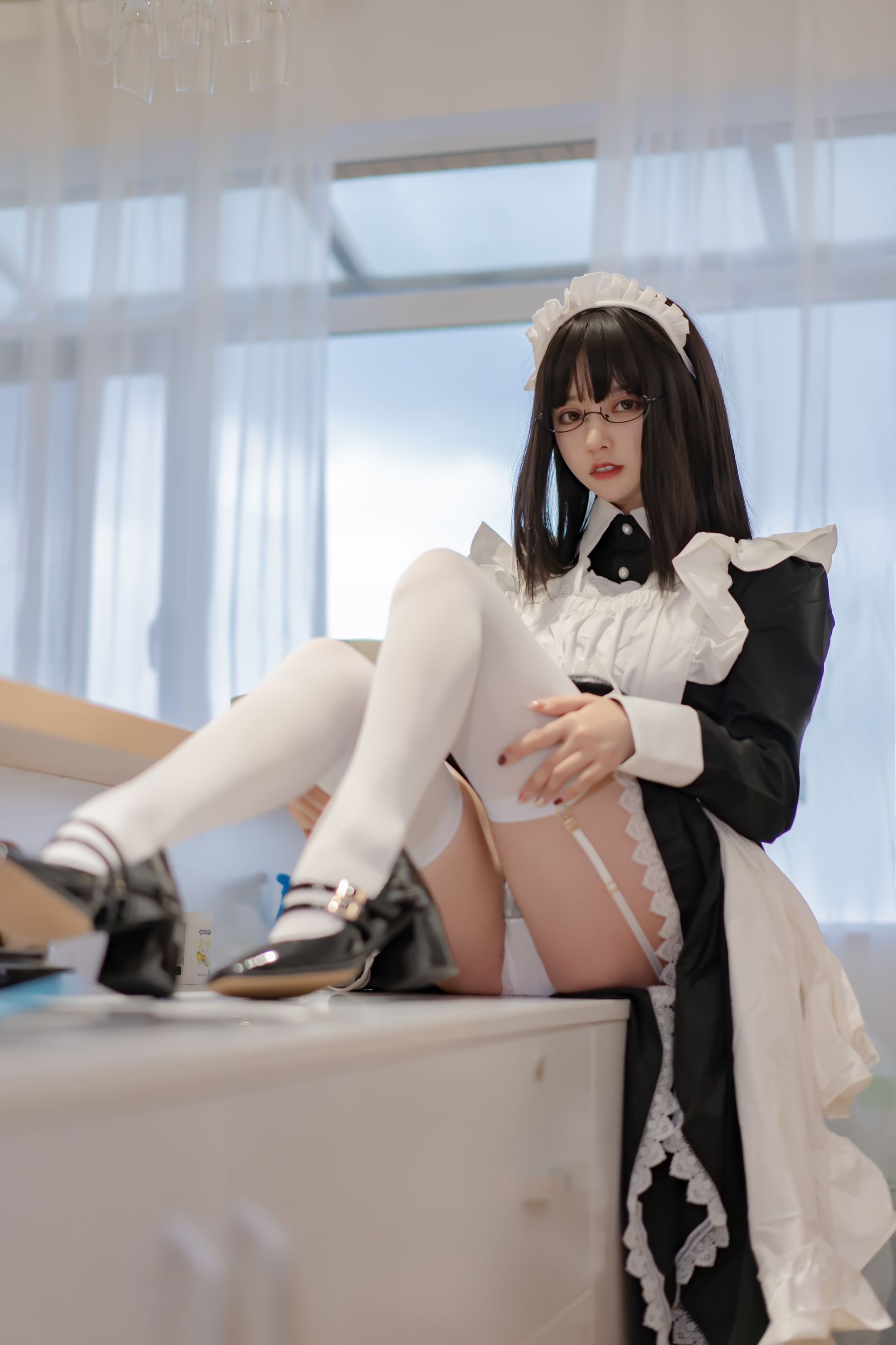 [Cosplay写真] 斗鱼米线线sama – 女仆长裙 [28P]-美图馆