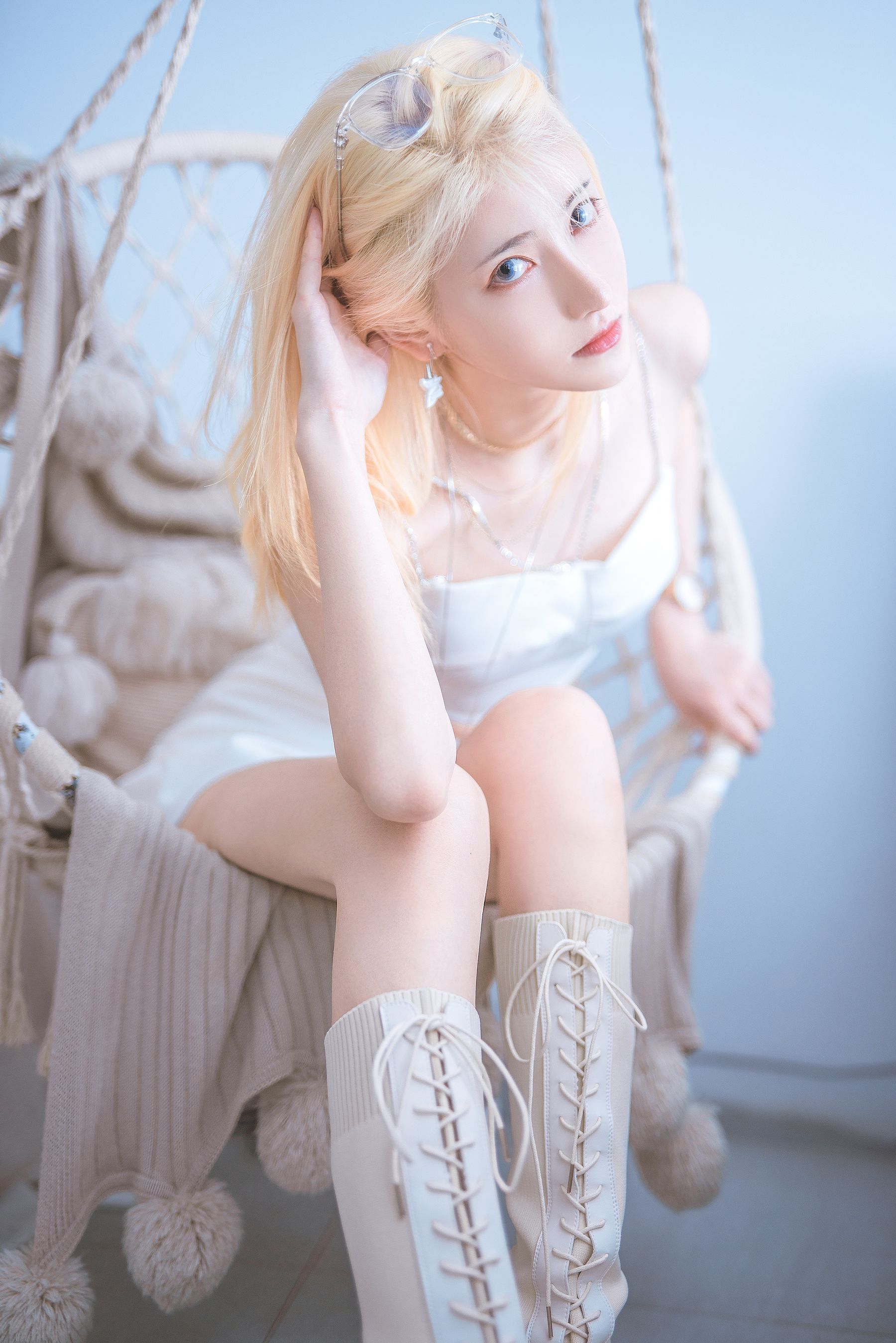 动漫博主南桃Momoko – 白色制服 [9P]插图2