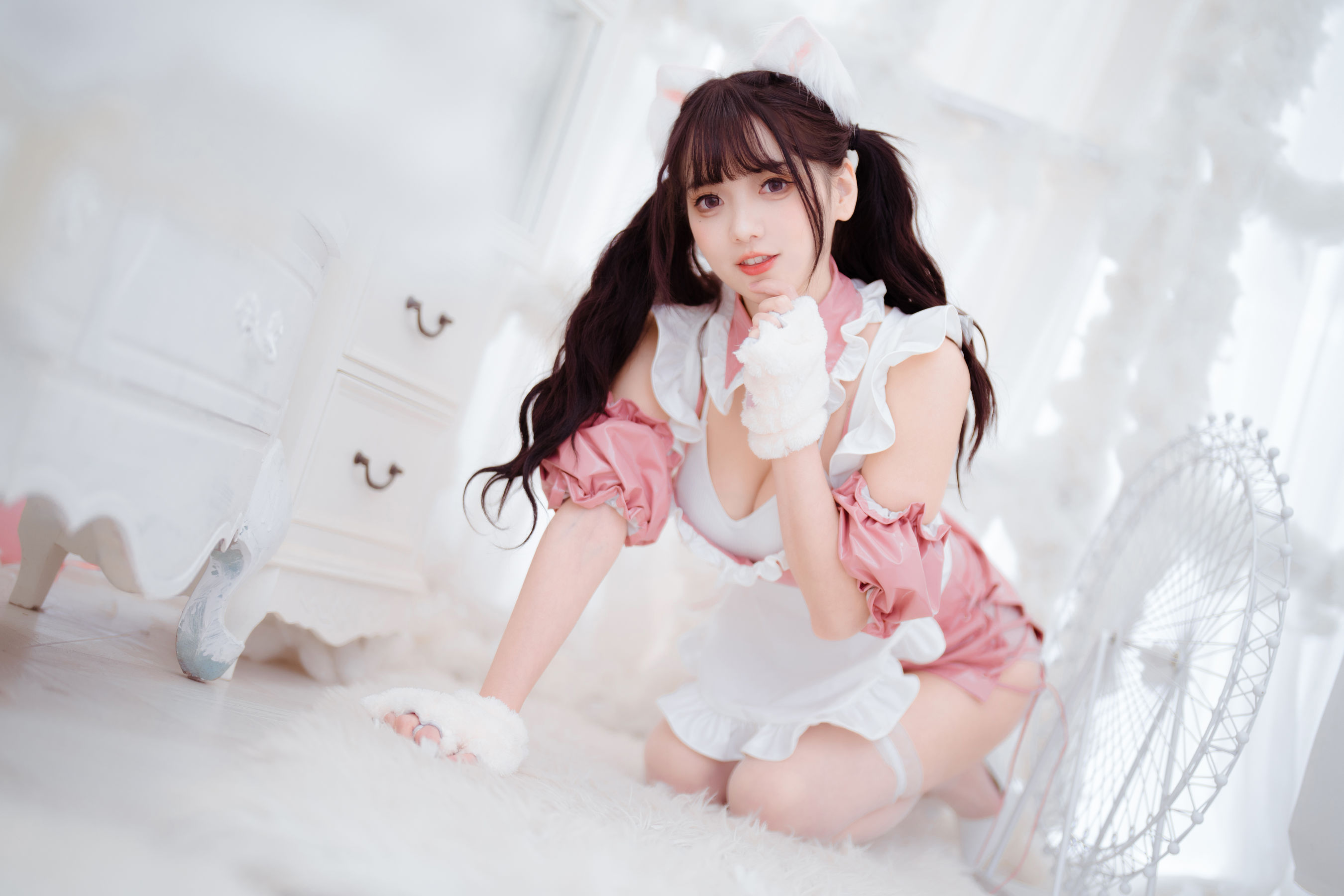 可爱妹子陆卿卿kyokyo – 粉白女仆 [20P]插图7
