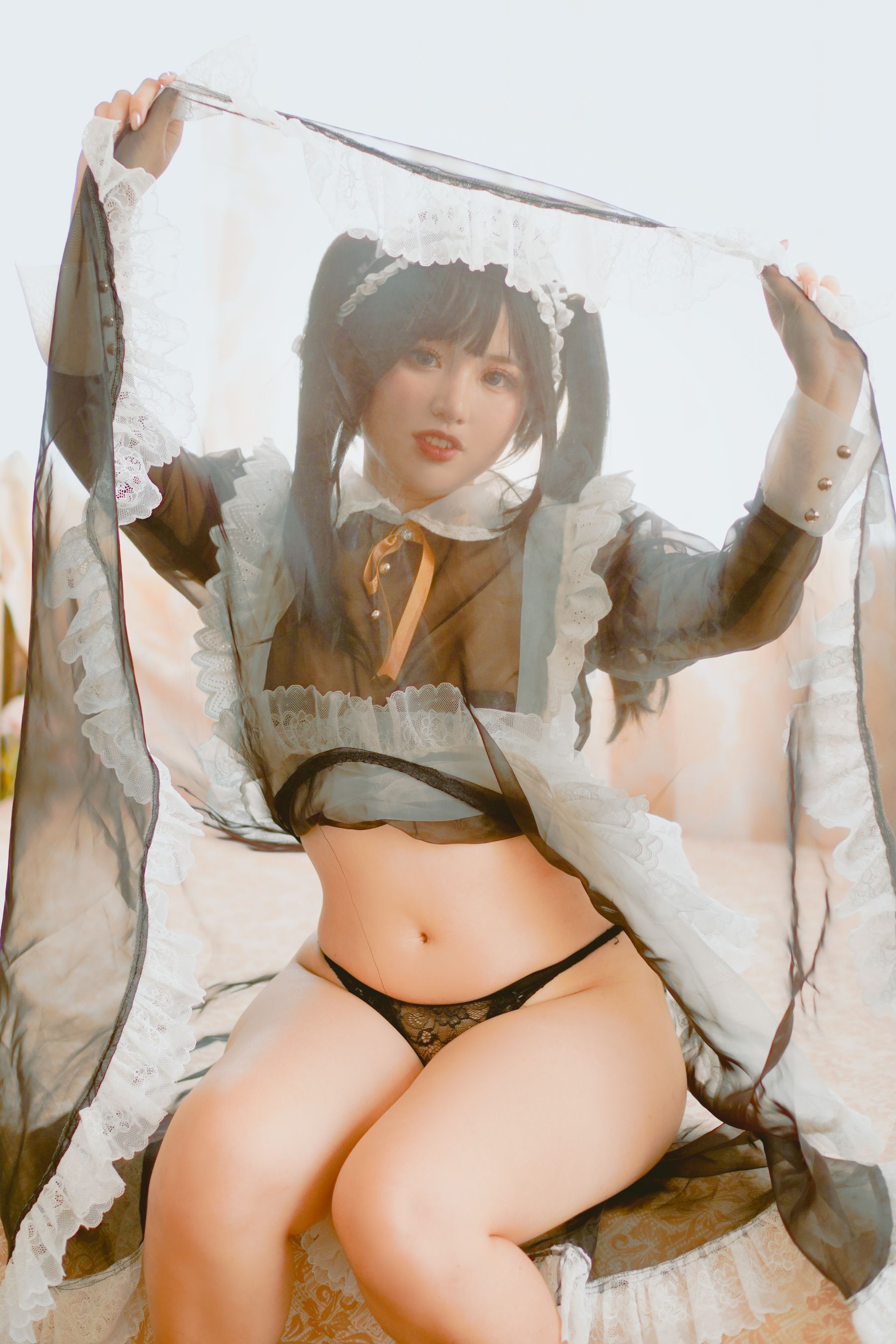 Chono Black – Transparent Maid [16P]-美图馆