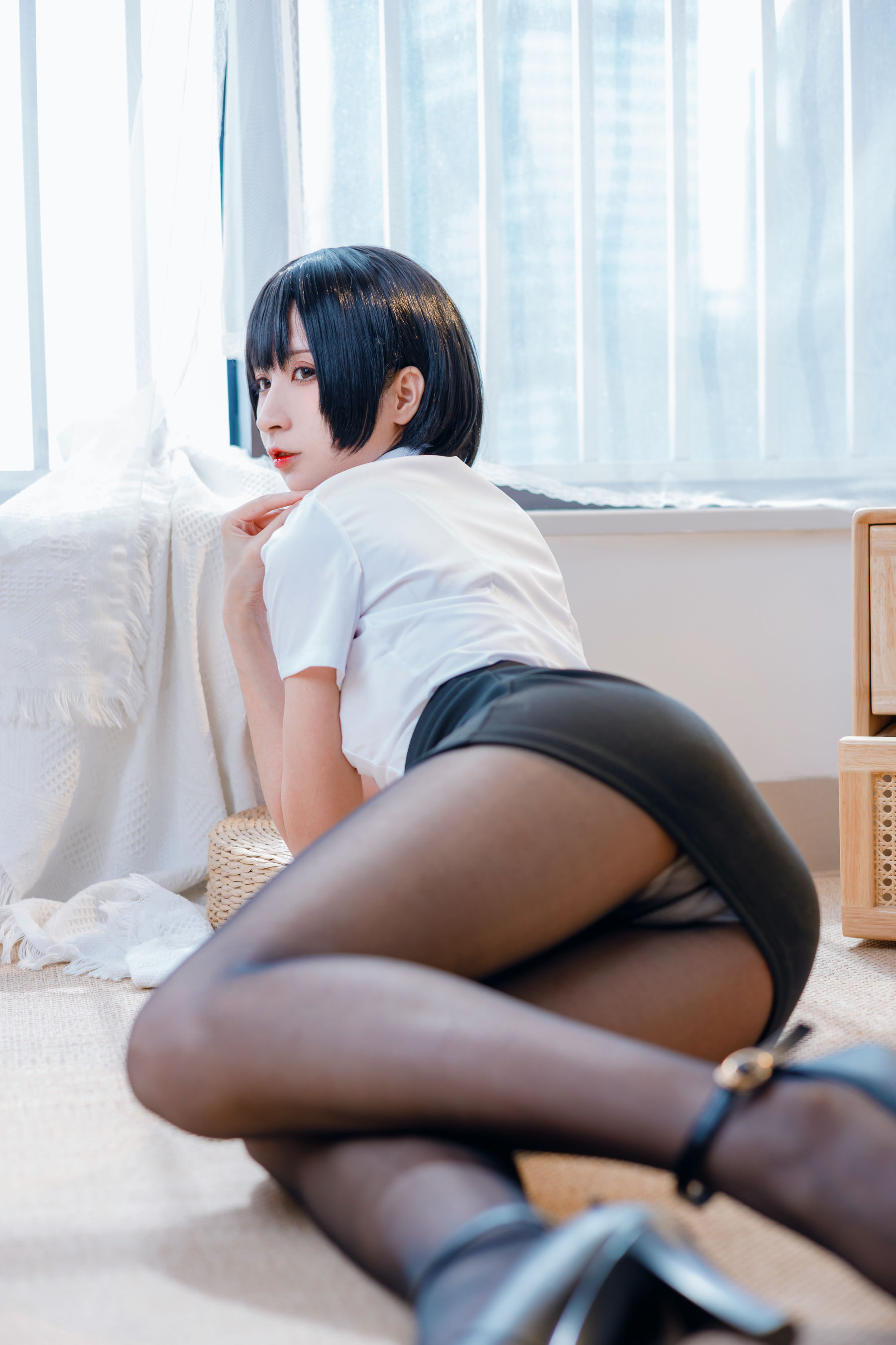 贝儿酱Miki – OL装 [31P]插图3