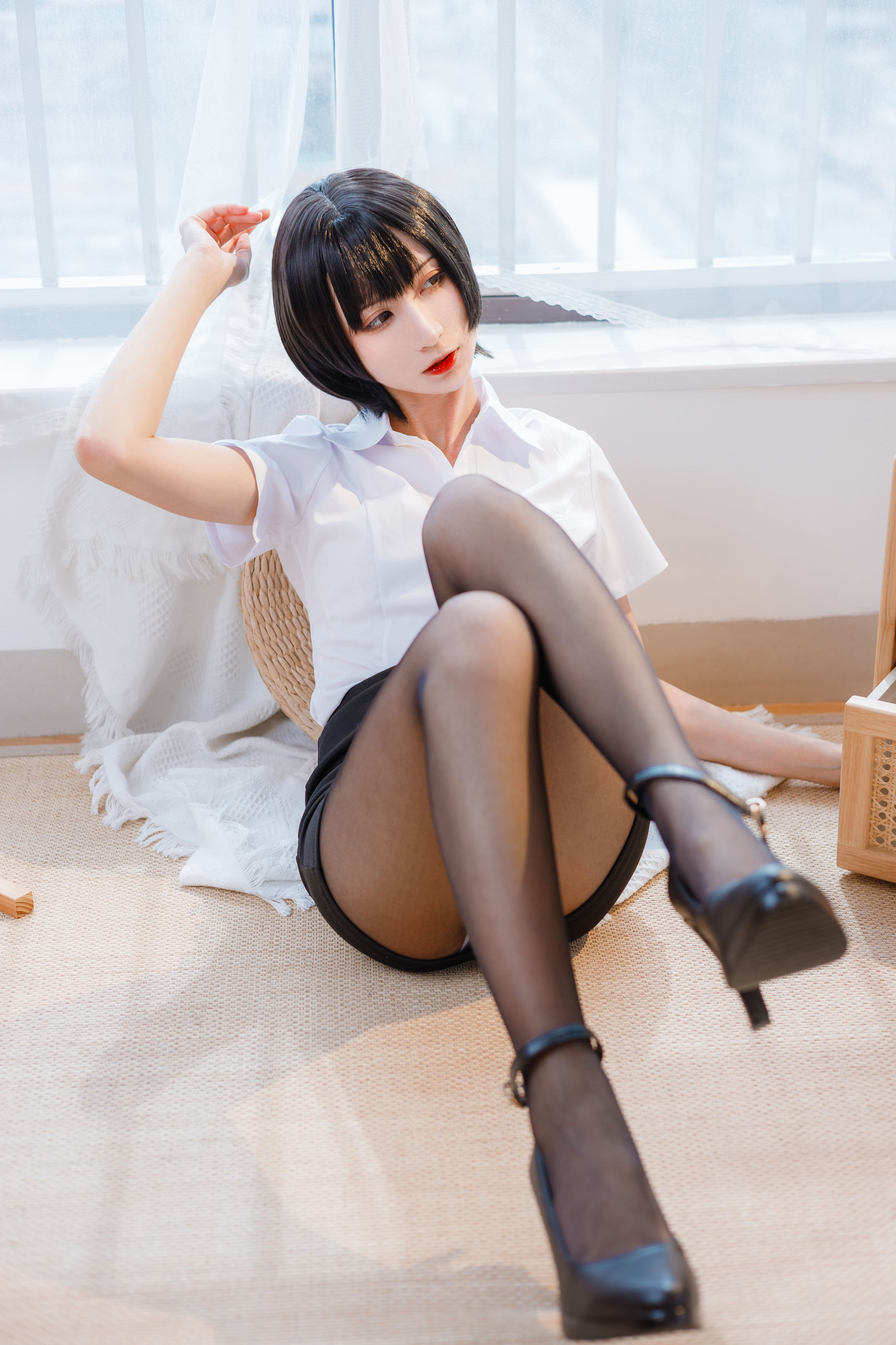 贝儿酱Miki – OL装 [31P]插图4