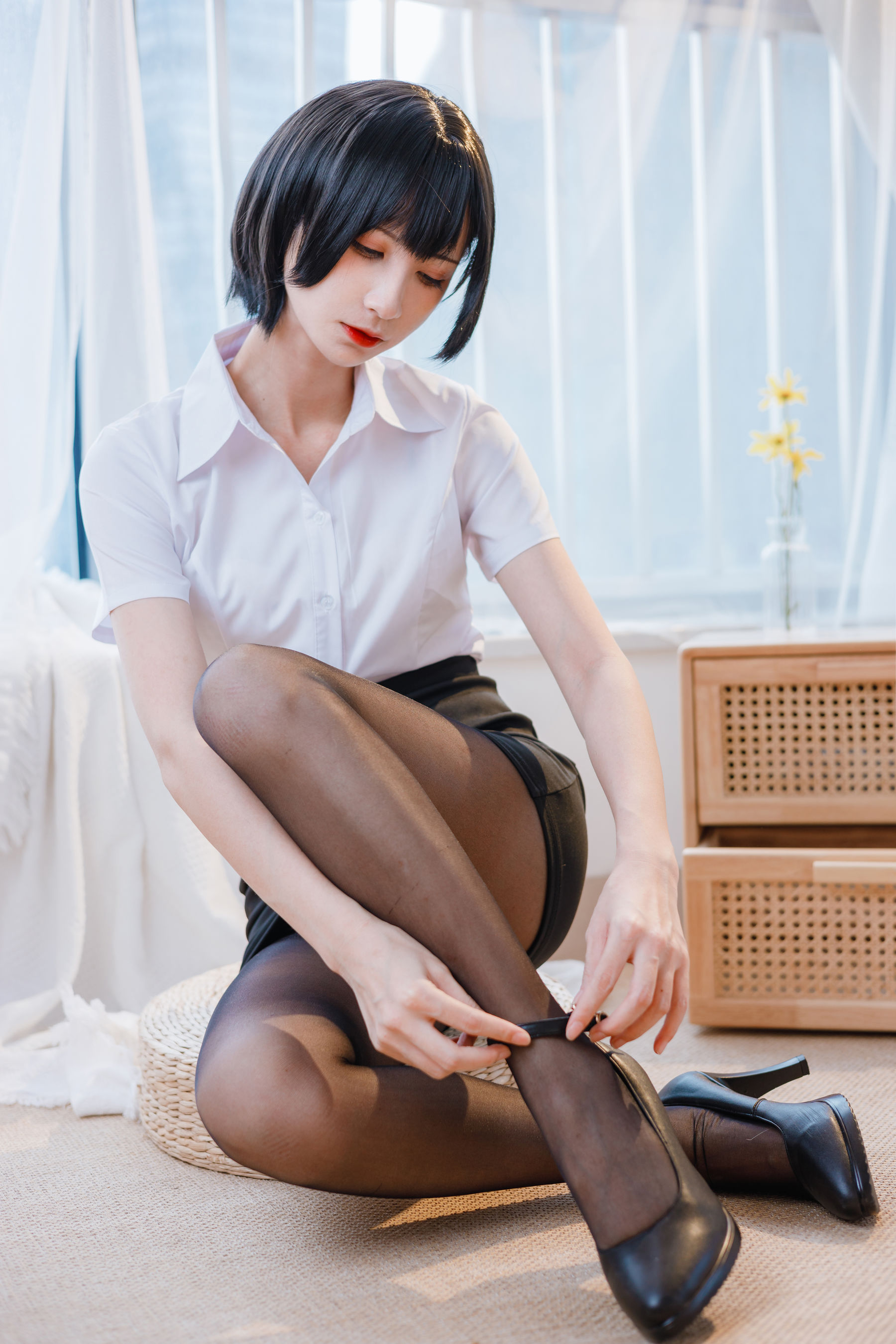贝儿酱Miki – OL装 [31P]插图2