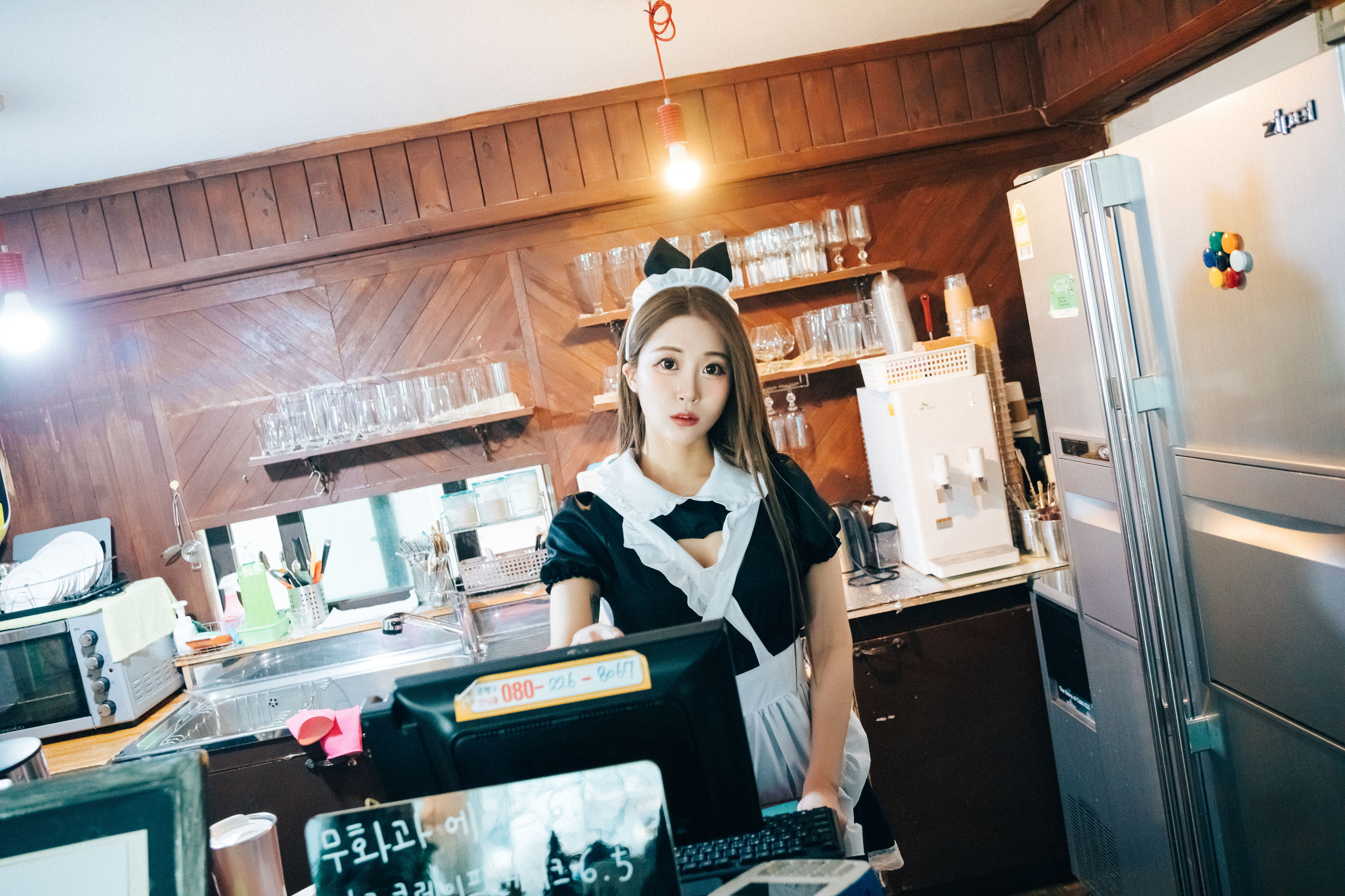 [LOOZY] Bomi – Maid cafe [174P] - 妍画集-妍画集