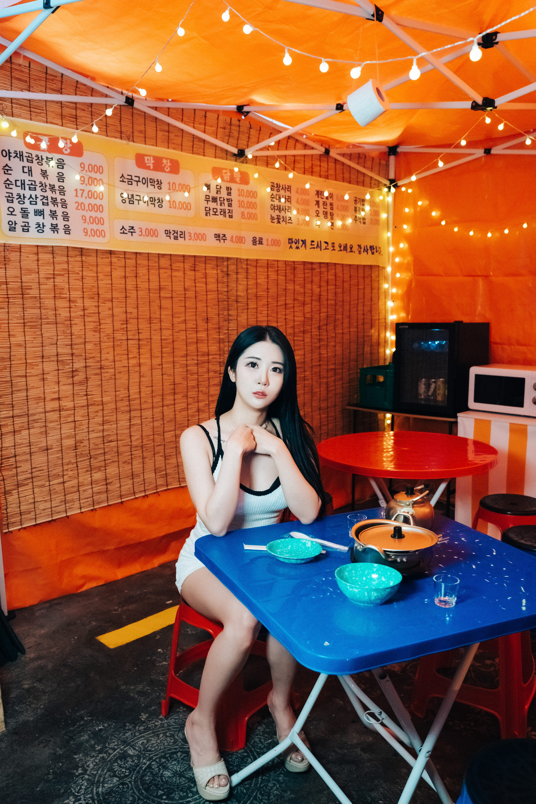 LOOZY Bomi – Street Stall [112P] - 妍画集-妍画集