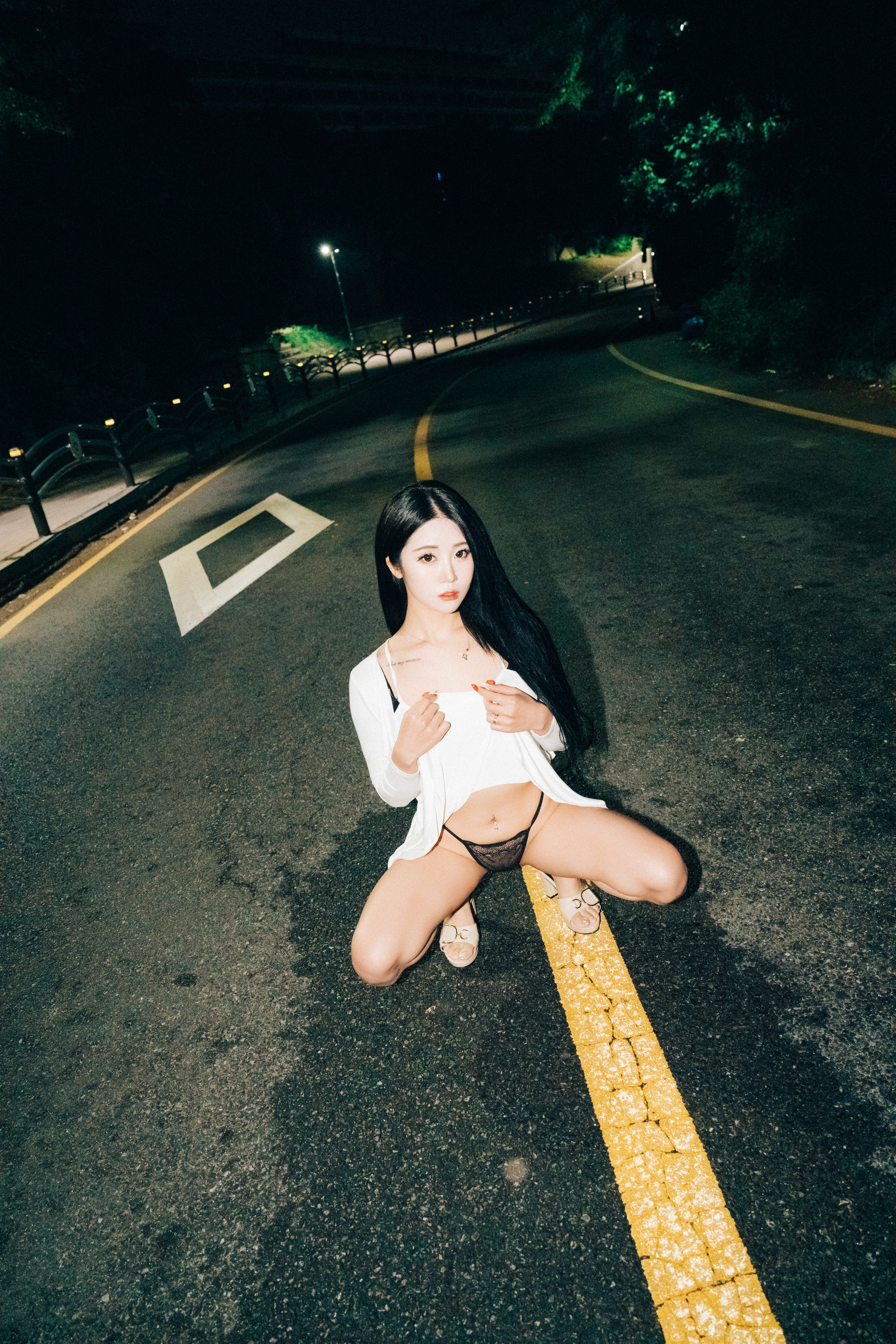 LOOZY Bomi – Night Roads [102P]插图8